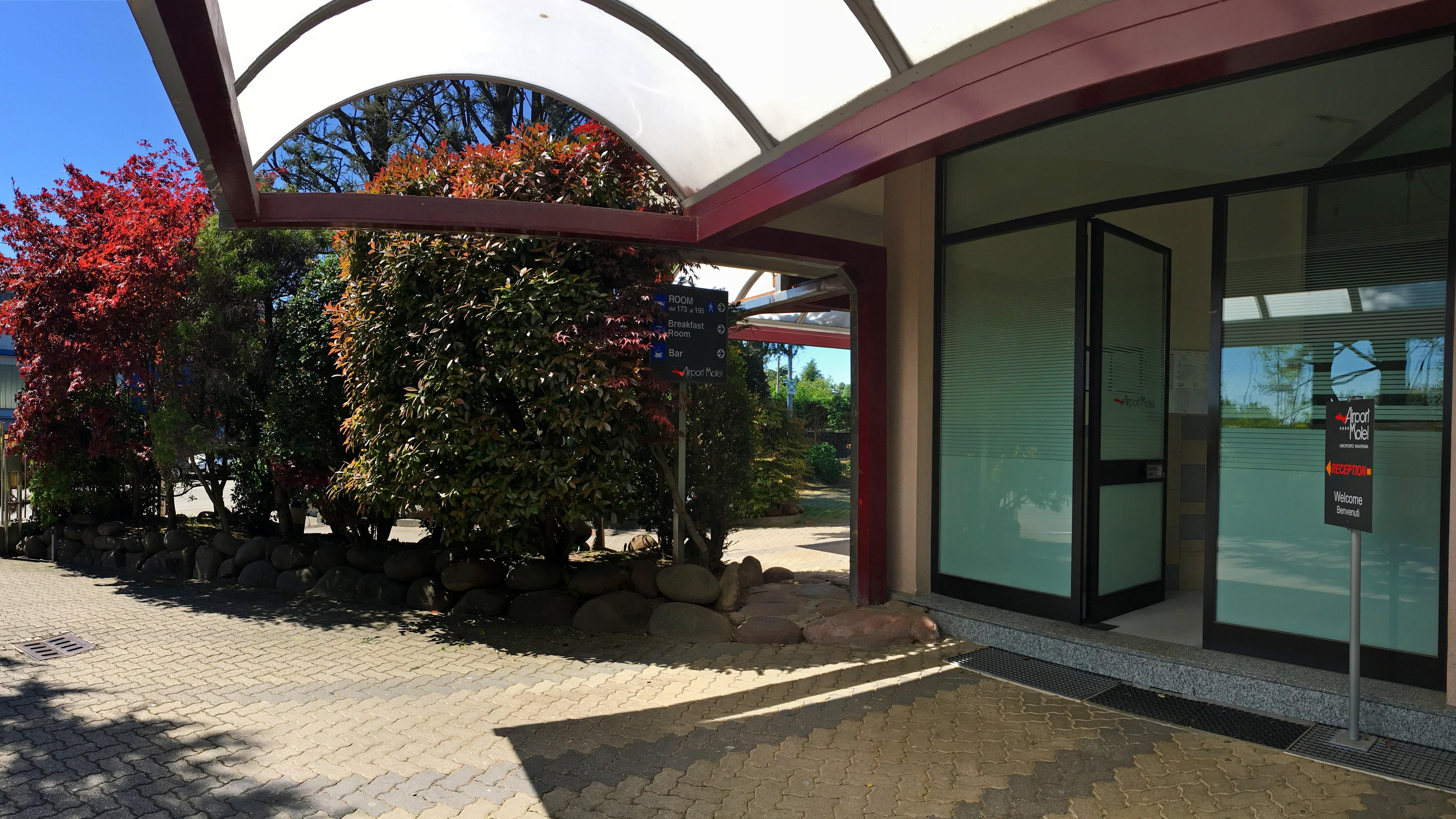 Airport Hotel Malpensa Lonate Pozzolo Ngoại thất bức ảnh