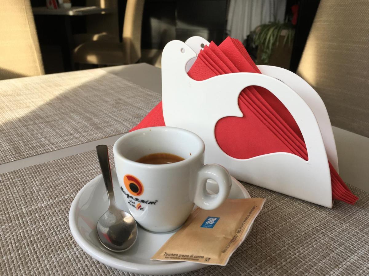Airport Hotel Malpensa Lonate Pozzolo Ngoại thất bức ảnh